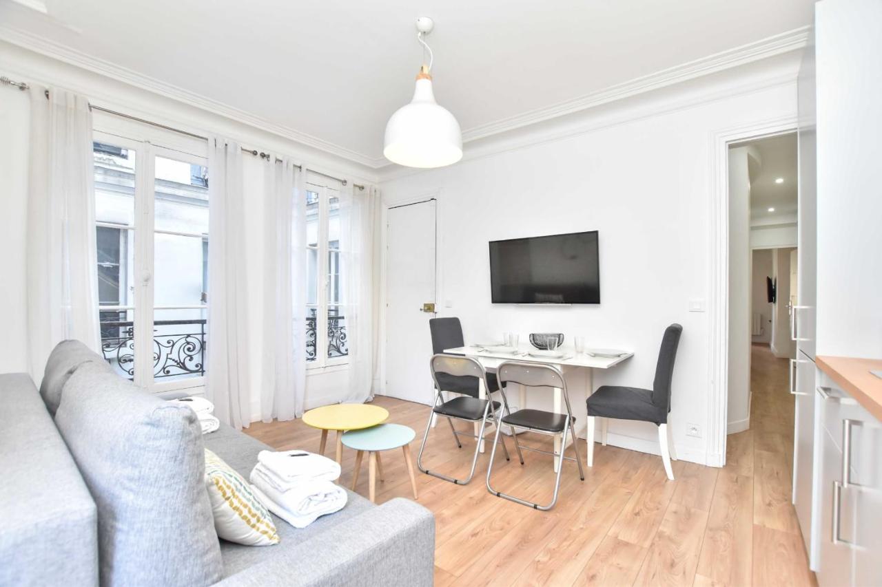 Cozy Apartment 1Br 4P - Royal Palace Lo Museum Париж Екстериор снимка