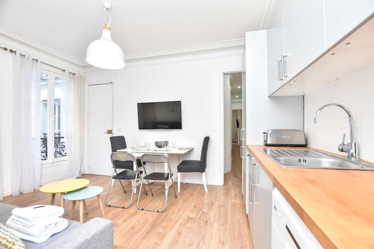 Cozy Apartment 1Br 4P - Royal Palace Lo Museum Париж Екстериор снимка